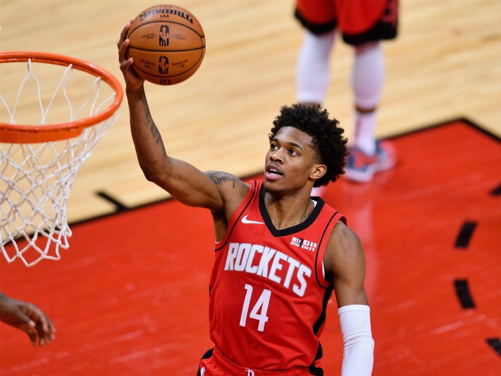 不少球迷和 不少球迷和